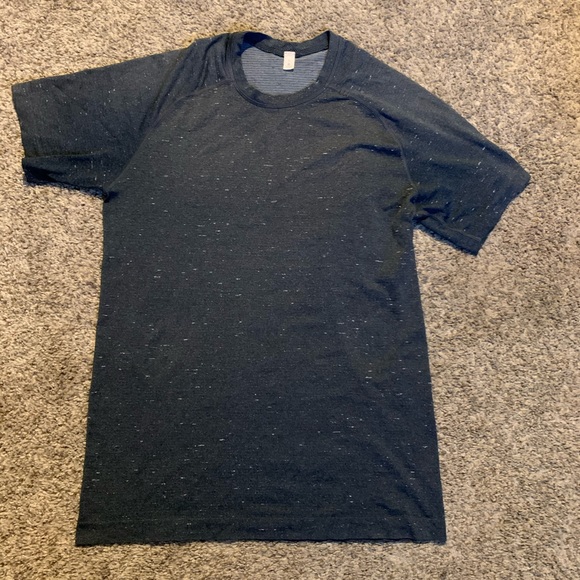 lululemon athletica Other - grey LULULEMON workout shirt 💪🏼⚡️